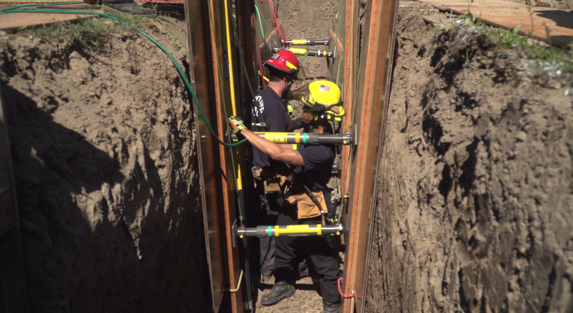 Portland Fire & Rescue News via Flashalert.net